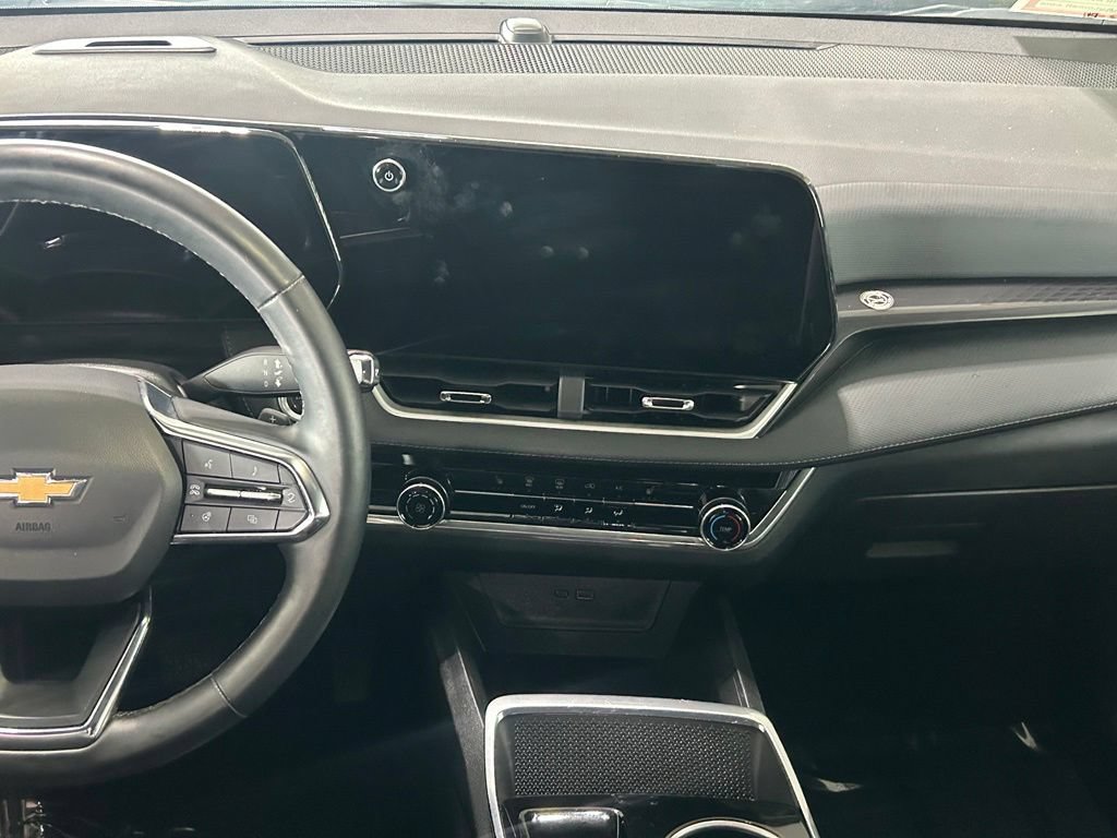 Used 2025 Chevrolet Equinox LT FWD image 10