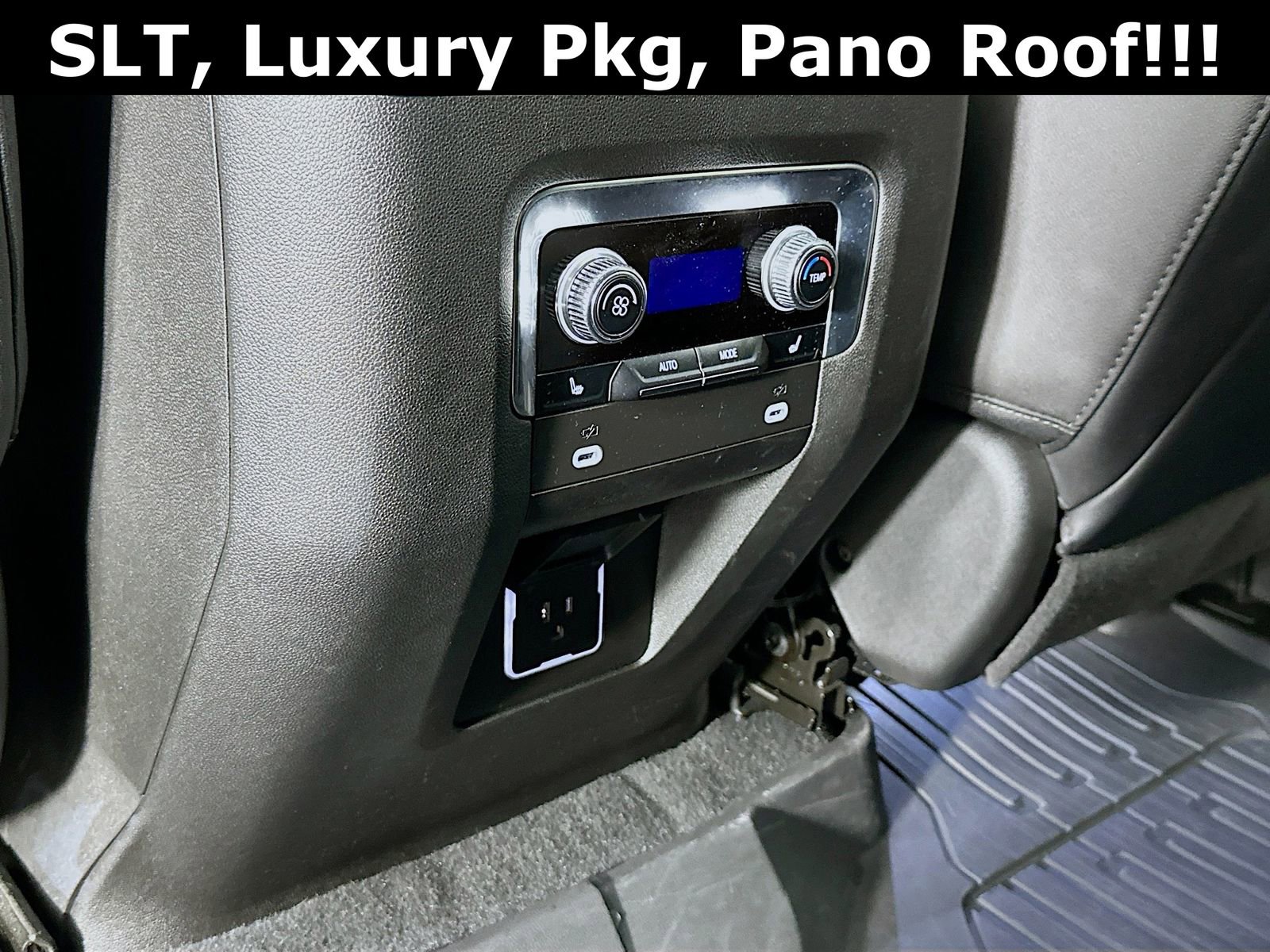 Used 2023 GMC Yukon XL SLT image 28