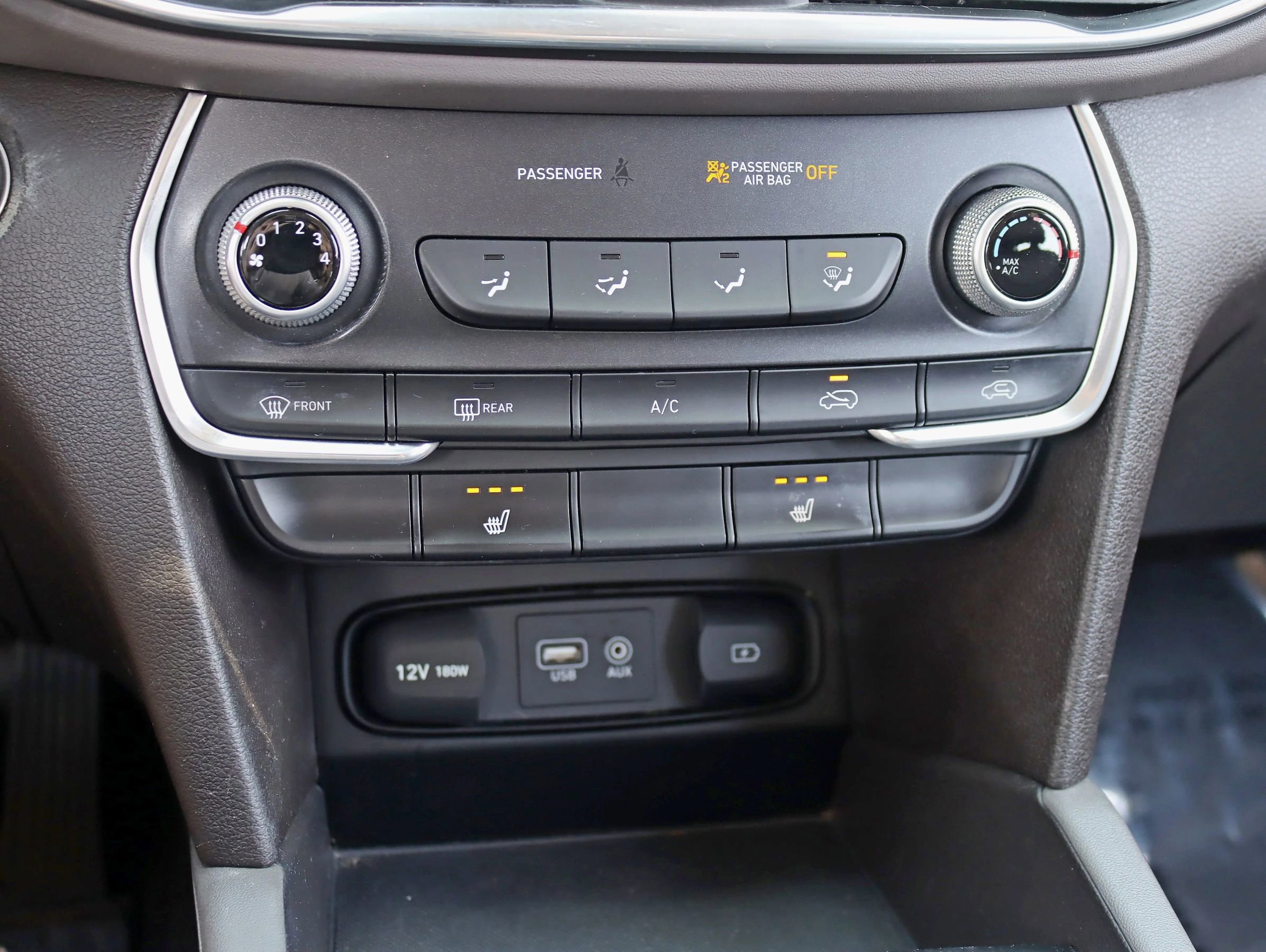 Used 2020 Hyundai Santa Fe SEL AWD/4WD image 23