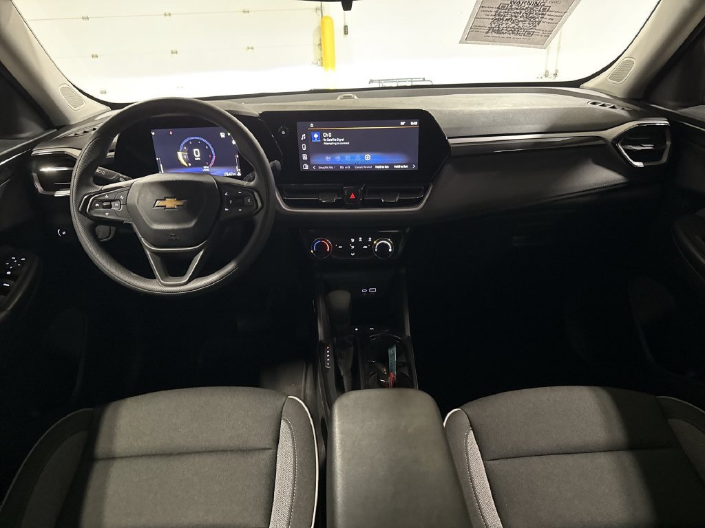 Used 2025 Chevrolet TrailBlazer LT FWD image 10