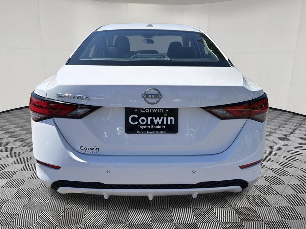 Used 2025 Nissan Sentra SV FWD image 7