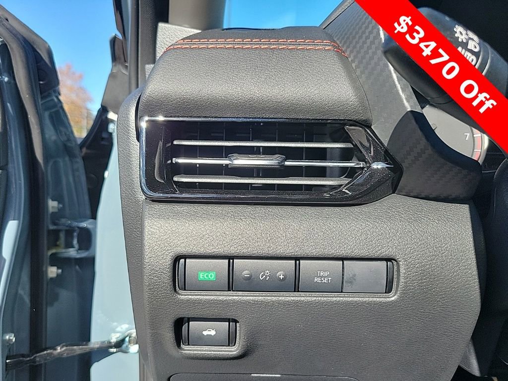 New 2025 Nissan Sentra SR w/ SR Premium Package image 20