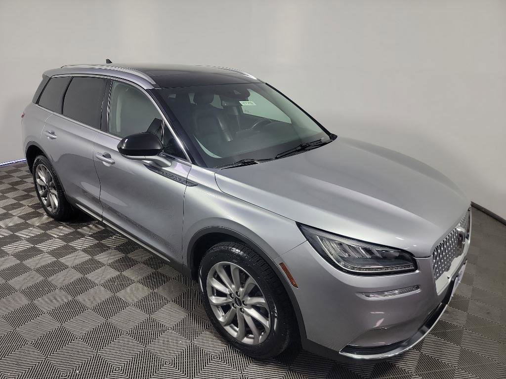 Used 2021 Lincoln Corsair AWD w/ Premium Package image 2