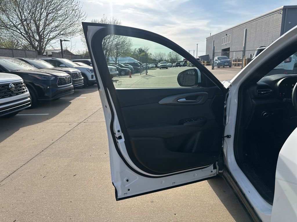Used 2024 Dodge Hornet GT image 12
