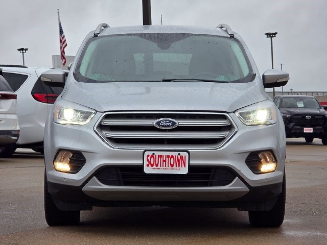 Used 2019 Ford Escape Titanium AWD/4WD image 2