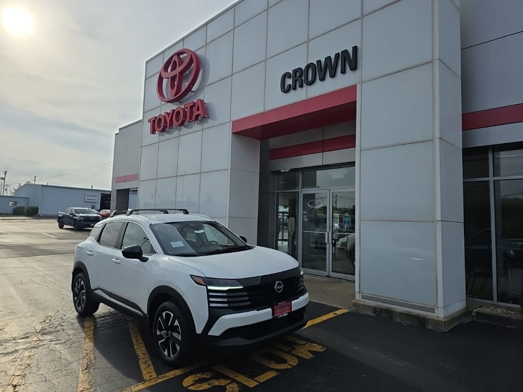 Used 2026 Nissan Kicks SV w/ Cold Weather Package AWD/4WD image 1