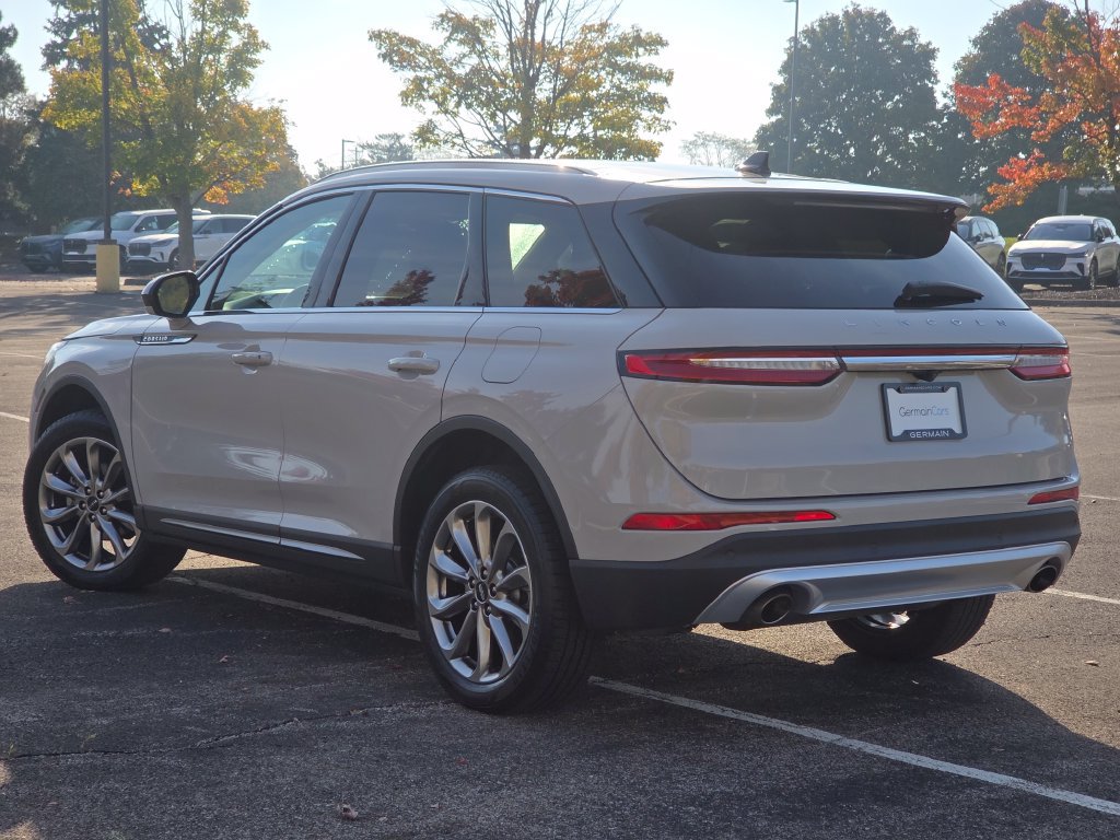 Used 2022 Lincoln Corsair AWD w/ Premium Package image 25