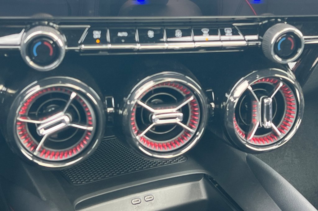 New 2026 Chevrolet Blazer EV RS w/ Super Cruise Package image 18