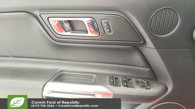 Used 2016 Ford Mustang GT Premium image 18