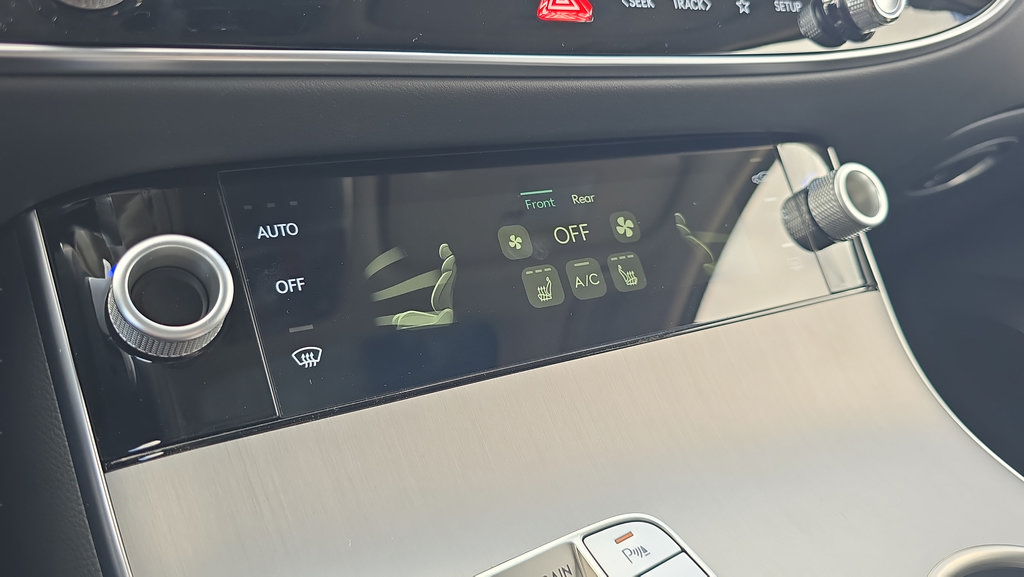 New 2026 Genesis GV70 2.5T Select AWD/4WD image 22