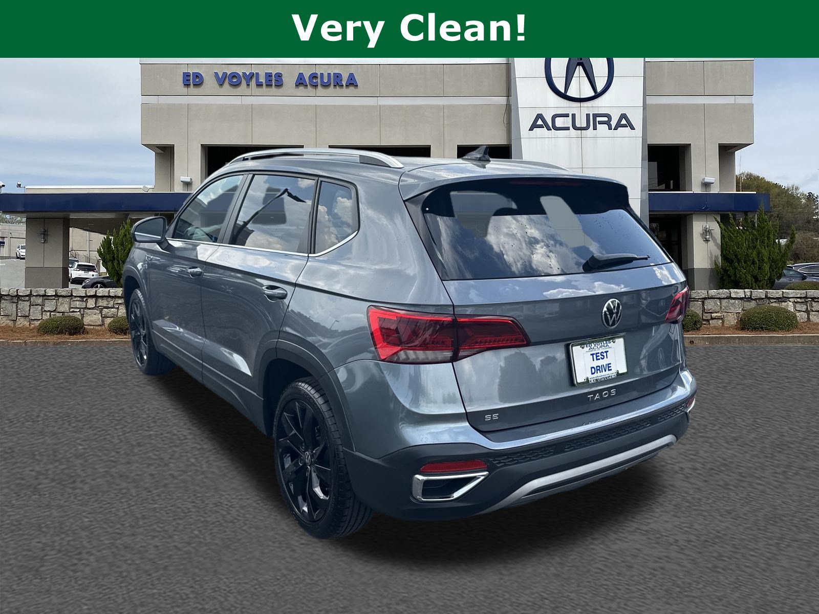 Used 2022 Volkswagen Taos SE FWD image 7