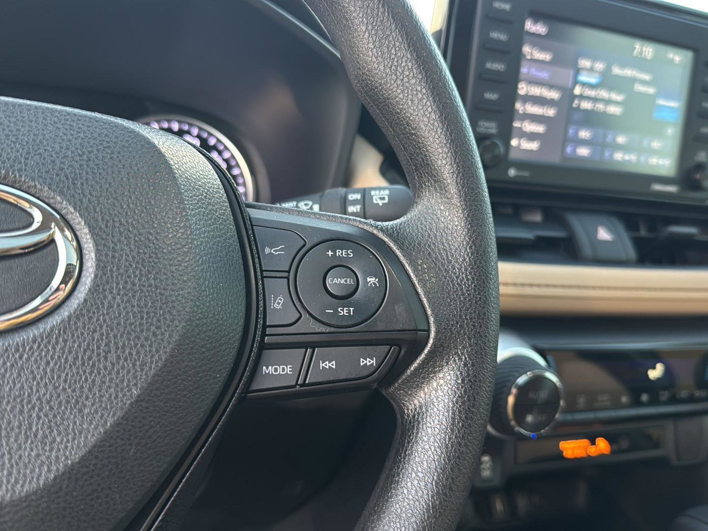 Certified 2021 Toyota RAV4 XLE w/ Convenience Package image 19