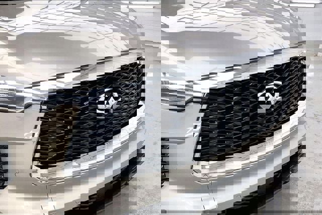 Certified 2025 INFINITI QX60 Luxe image 32