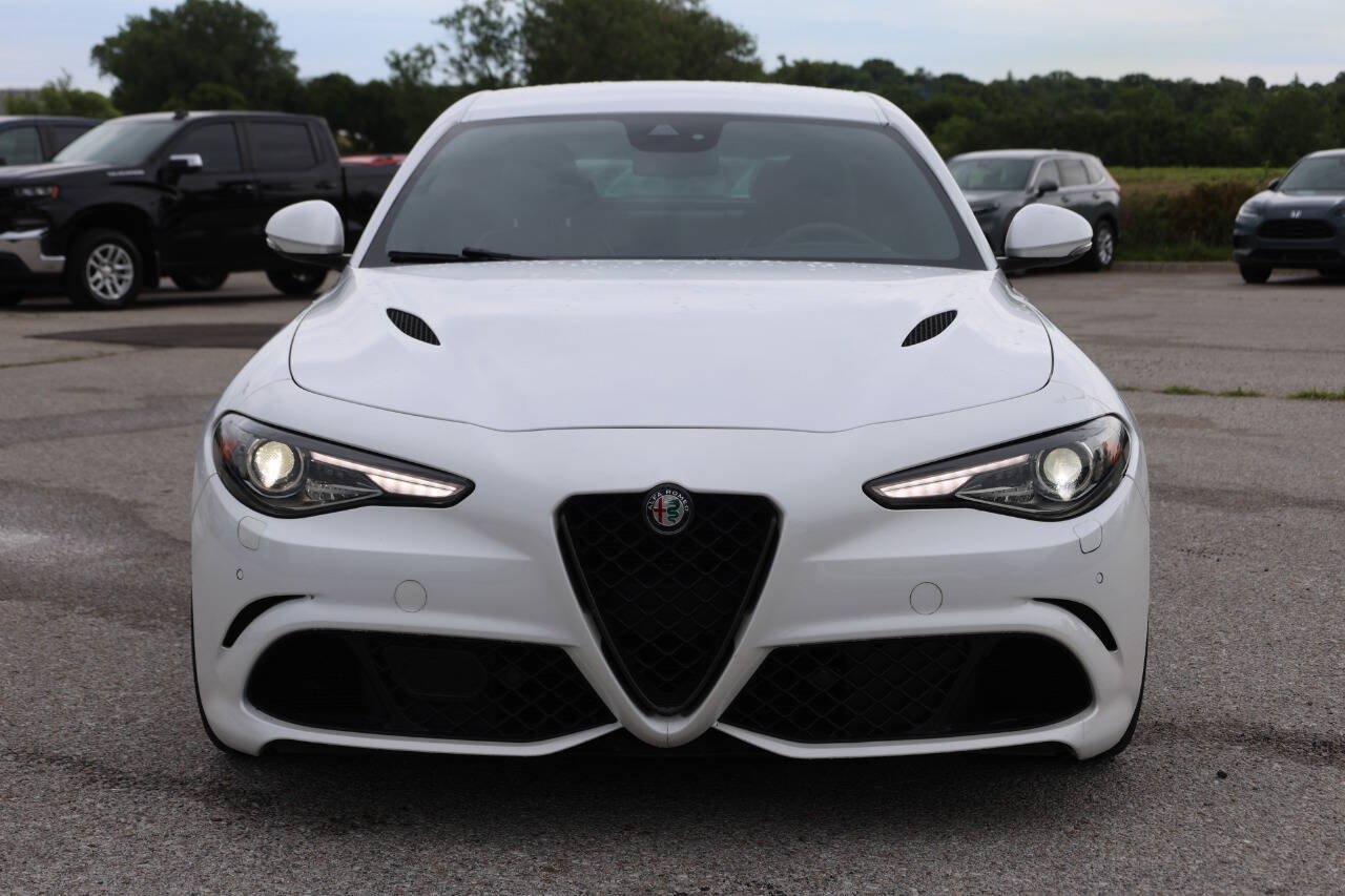 Used 2017 Alfa Romeo Giulia Quadrifoglio RWD image 2