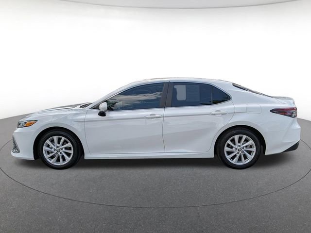 Used 2023 Toyota Camry LE w/ Convenience Package FWD image 3