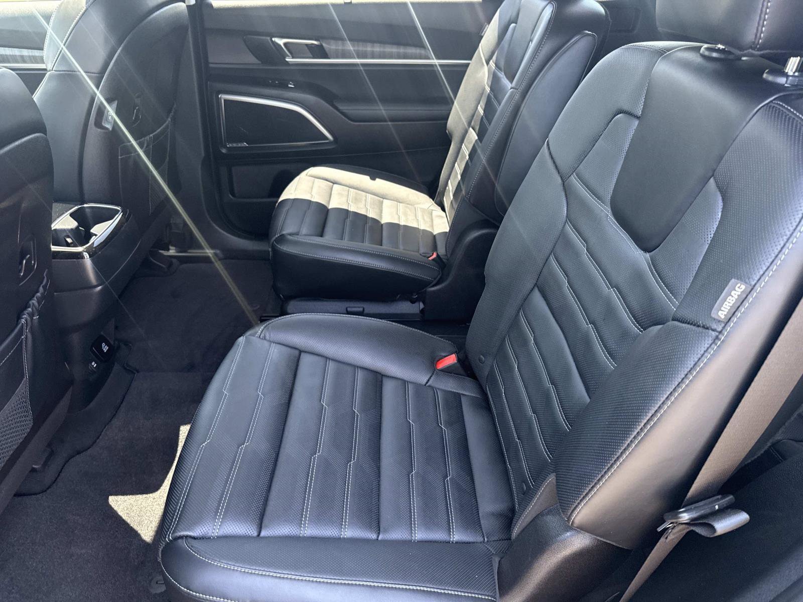 Used 2024 Kia Telluride SX Prestige AWD/4WD image 15