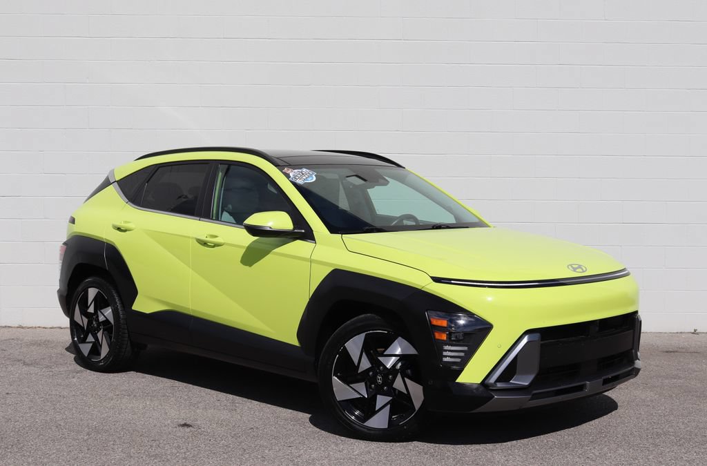 Used 2024 Hyundai Kona Limited FWD image 1