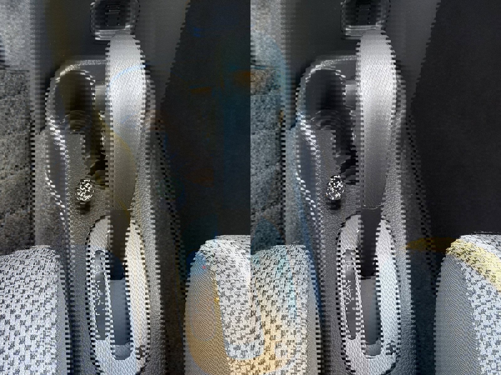 Used 2010 Nissan Cube 1.8 S Krom Edition w/ Interior Designer Pkg image 31