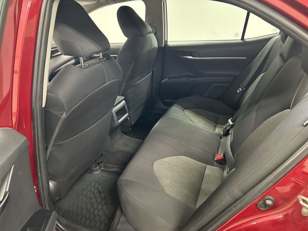 Used 2019 Toyota Camry LE w/ Convenience Package FWD image 19