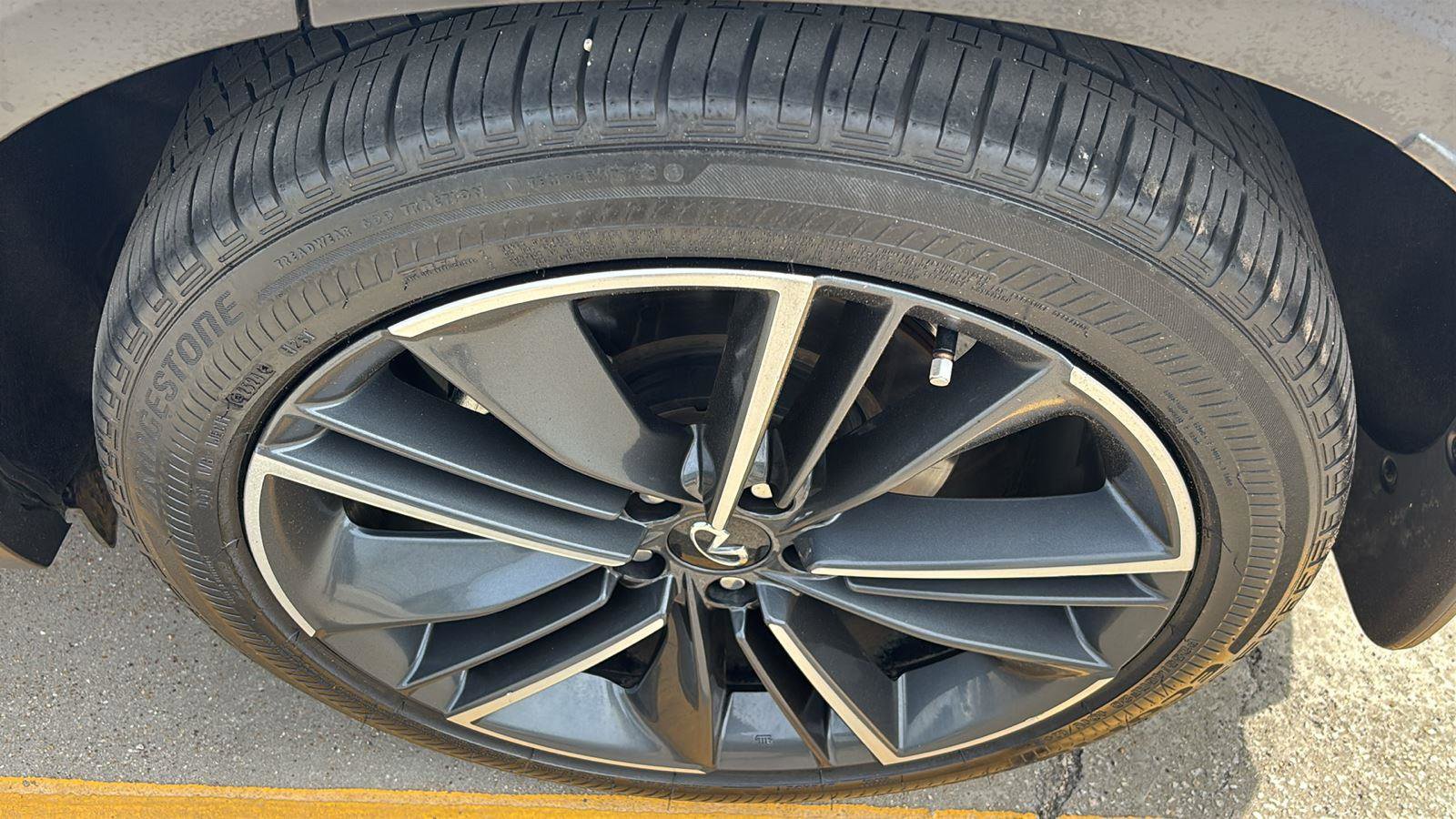 Used 2025 INFINITI QX50 Sport image 11