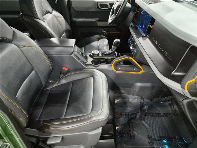 Used 2023 Ford Bronco Badlands w/ Sasquatch Package AWD/4WD image 20
