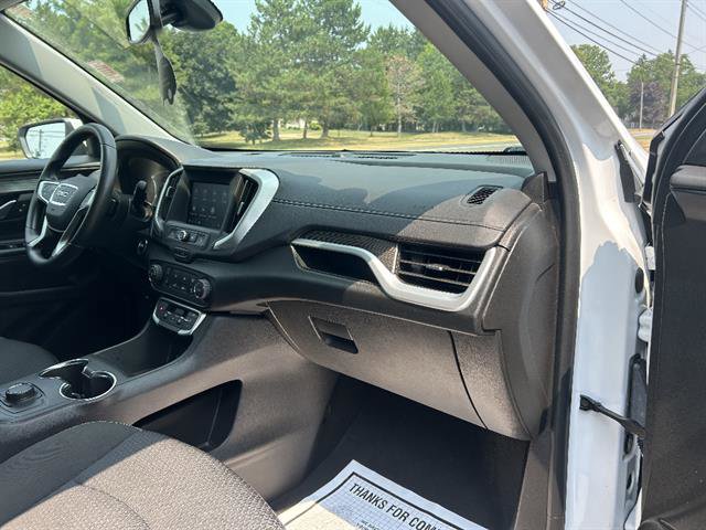 Certified 2022 GMC Terrain SLE image 33