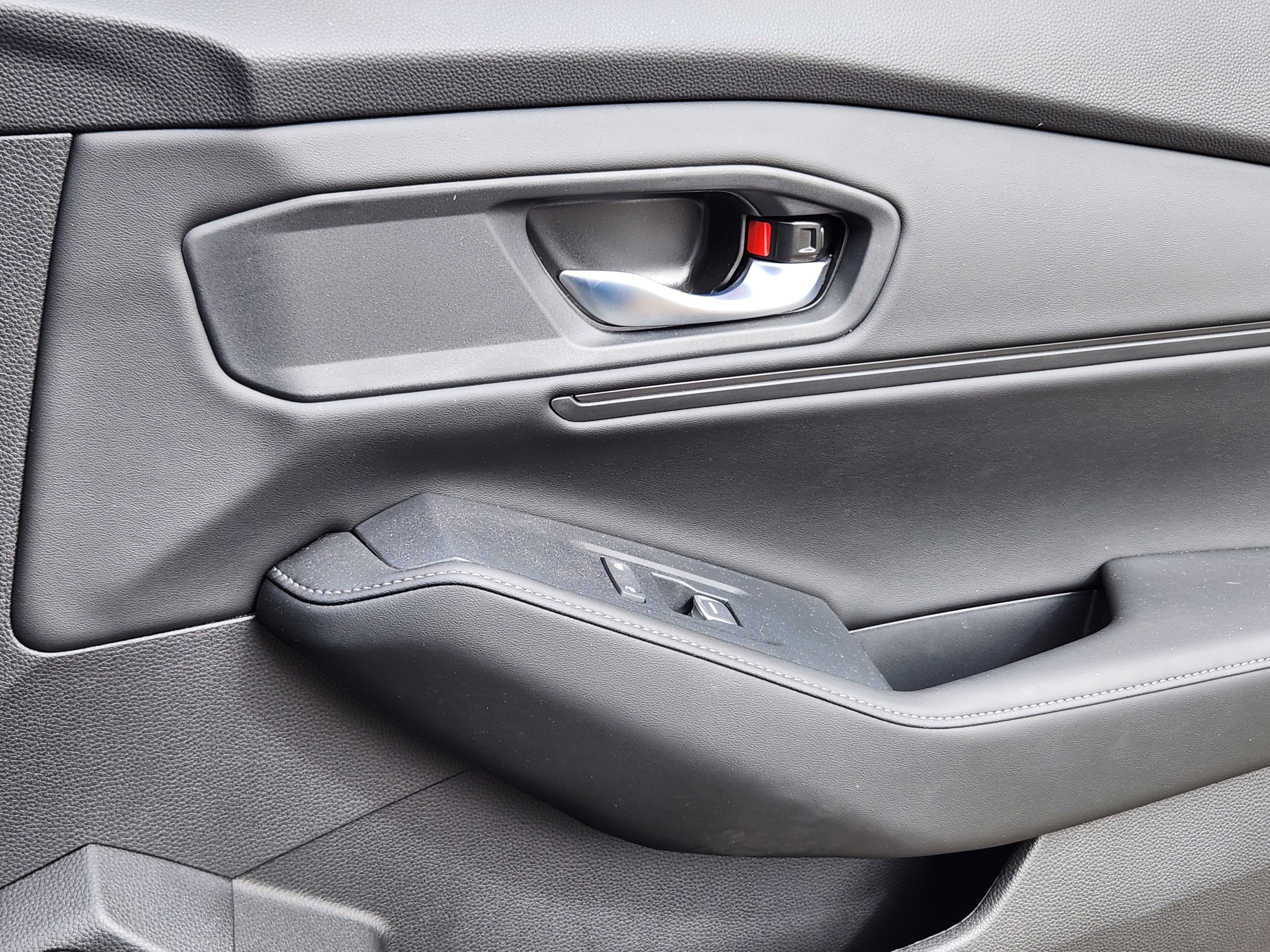 Used 2025 Honda Accord Sport image 13