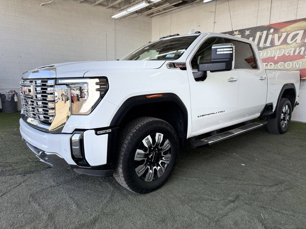 Used 2024 GMC Sierra 2500 Denali w/ Denali Reserve Package image 4