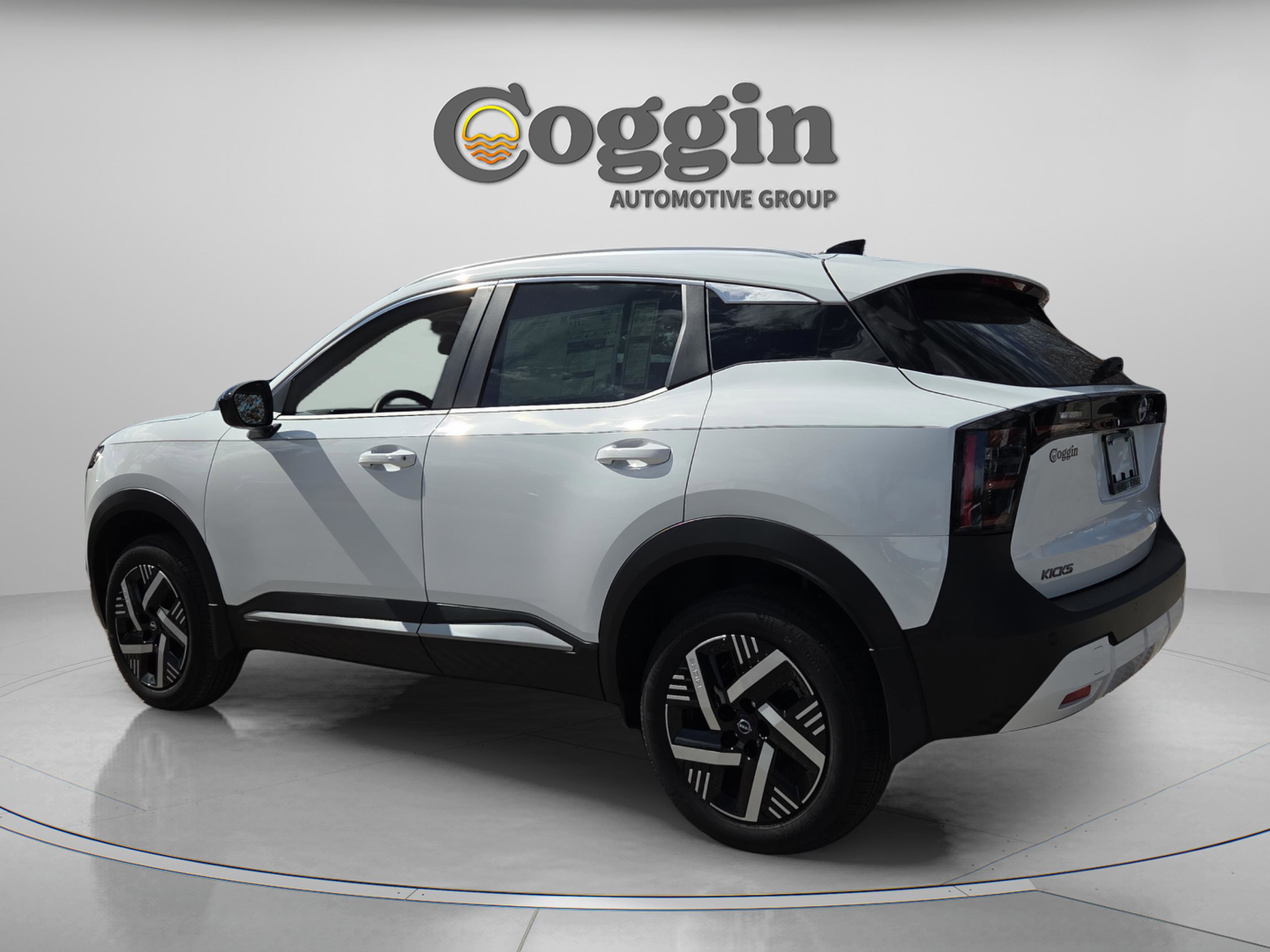 New 2026 Nissan Kicks SV image 3