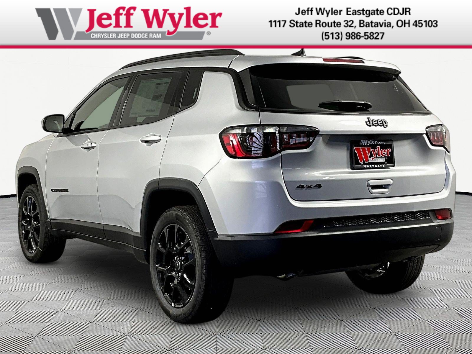 New 2026 Jeep Compass Latitude AWD/4WD image 4