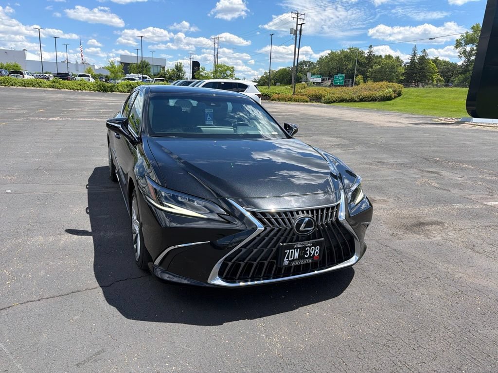 Used 2022 Lexus ES 350 Ultra Luxury w/ Accessory Package 2 FWD image 15