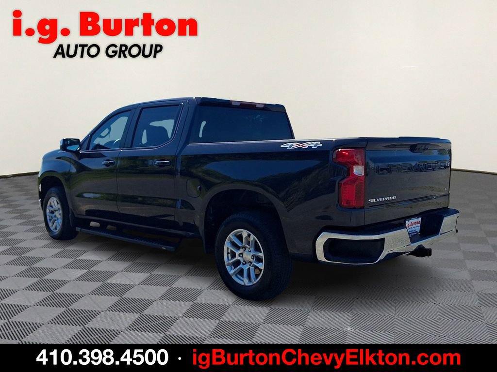 Used 2023 Chevrolet Silverado 1500 LT AWD/4WD image 4