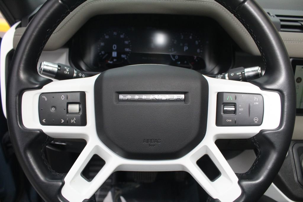 Used 2022 Land Rover Defender 110 SE AWD/4WD image 17