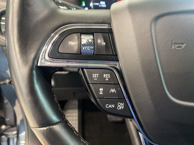 Used 2022 Lincoln Nautilus Reserve AWD/4WD image 13