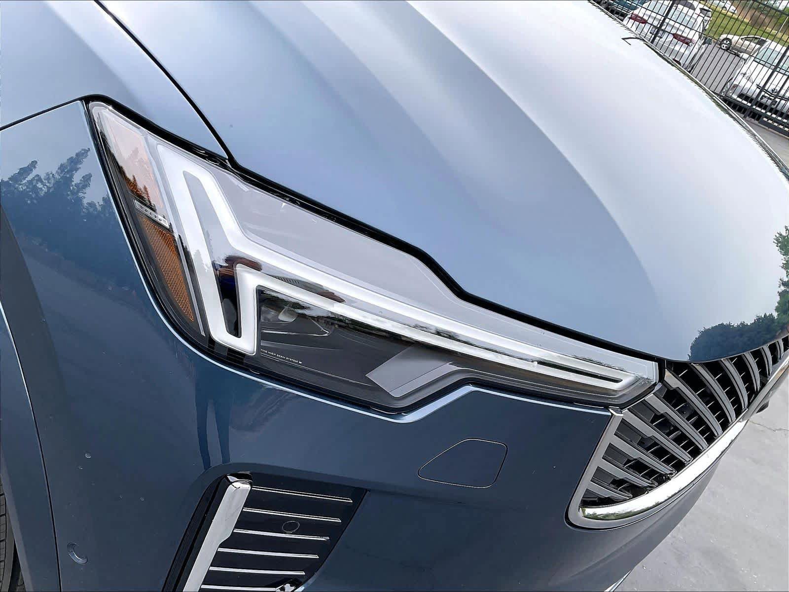 New 2026 Volvo XC90 T8 Plus w/ Protection Package Premier image 33