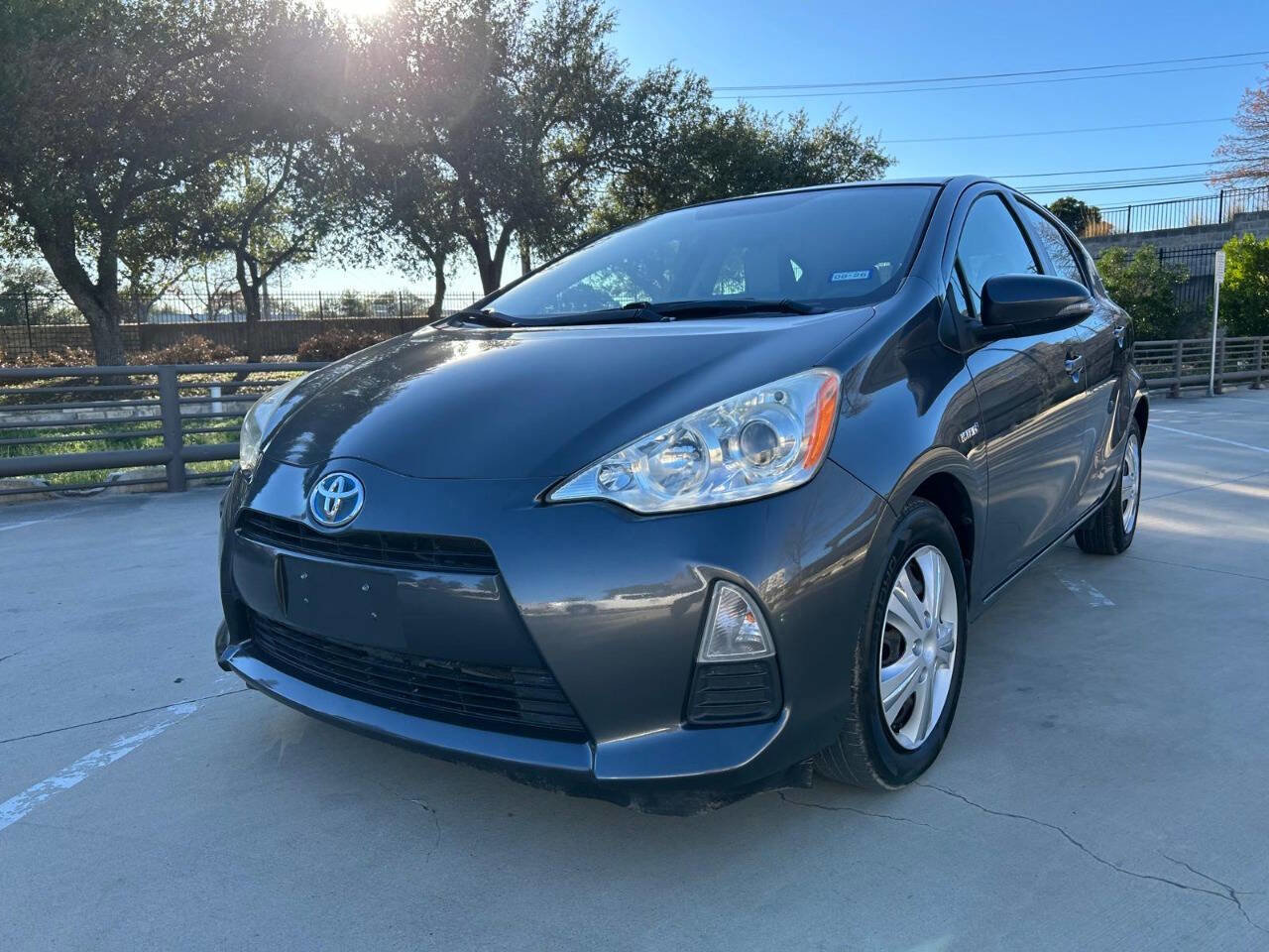 Used 2012 Toyota Prius C One image 2