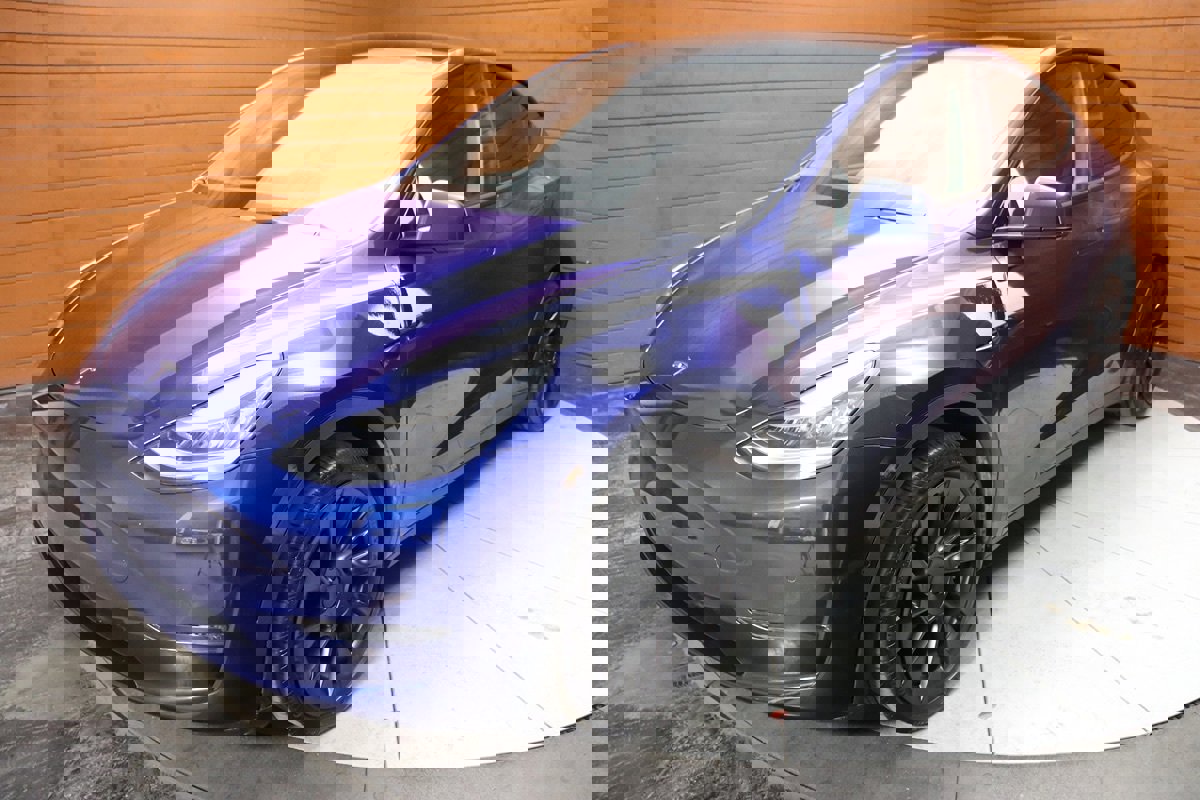 Used 2024 Tesla Model Y Long Range image 6