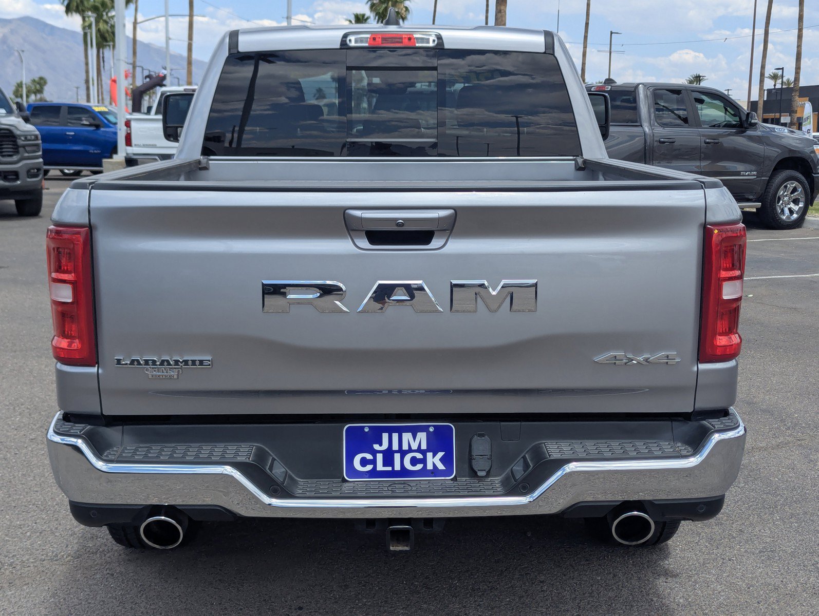 Used 2025 RAM 1500 Laramie w/ Trailer Tow Group AWD/4WD image 3