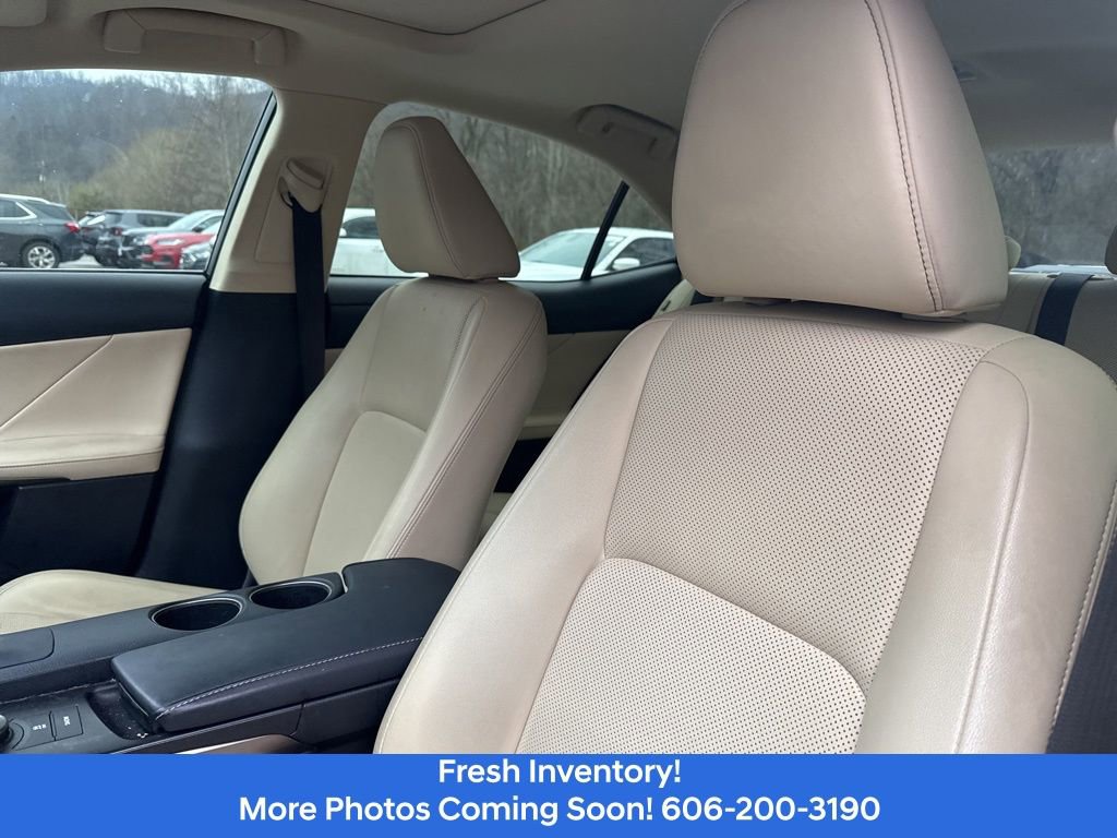 Used 2015 Lexus IS 250 AWD image 9