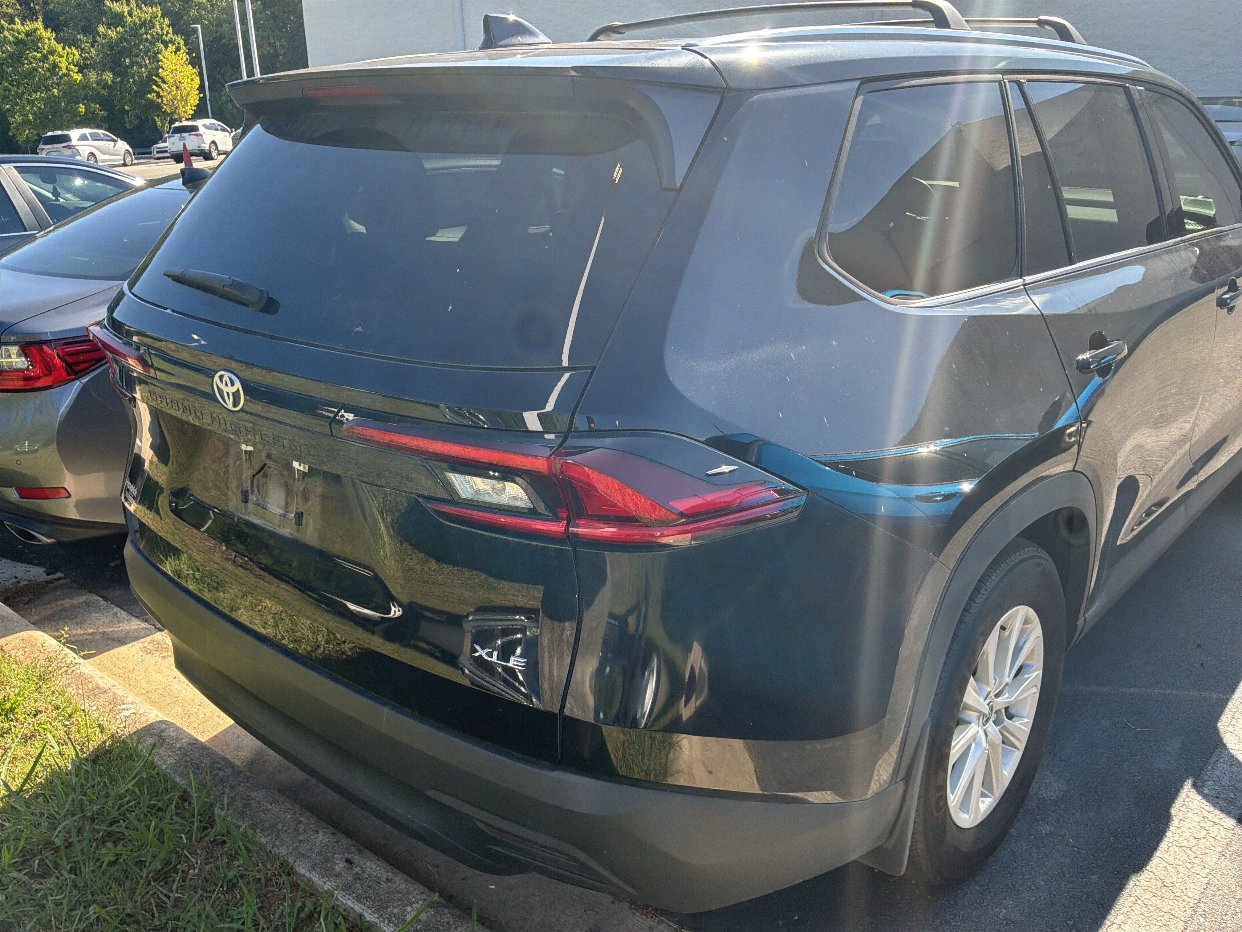 Used 2025 Toyota Grand Highlander FWD image 44