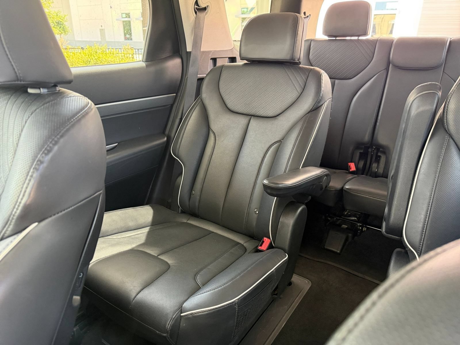 Used 2025 Hyundai Palisade SEL AWD/4WD image 41