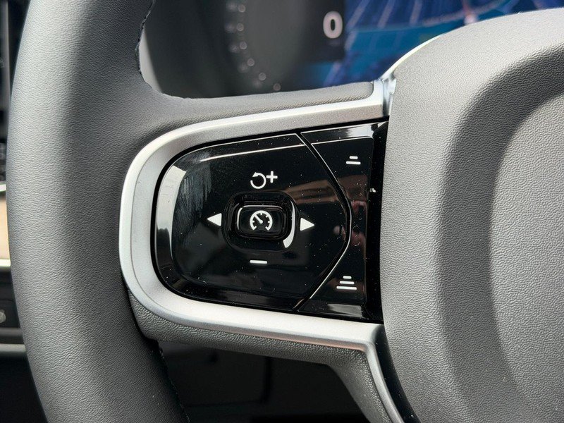 New 2026 Volvo XC90 T8 Ultra w/ Lounge Package AWD/4WD image 13