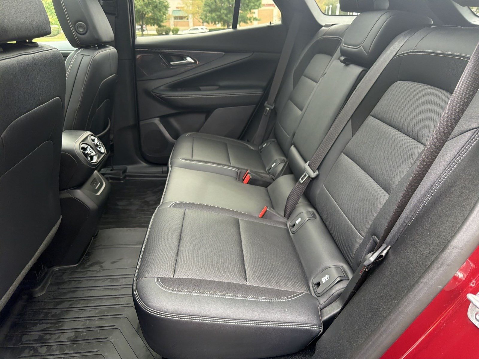 Used 2025 Chevrolet Blazer EV LT AWD/4WD image 22
