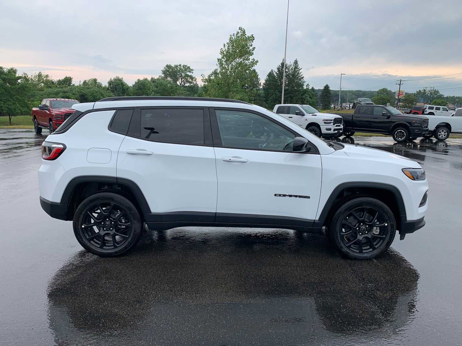 New 2026 Jeep Compass Latitude AWD/4WD image 4