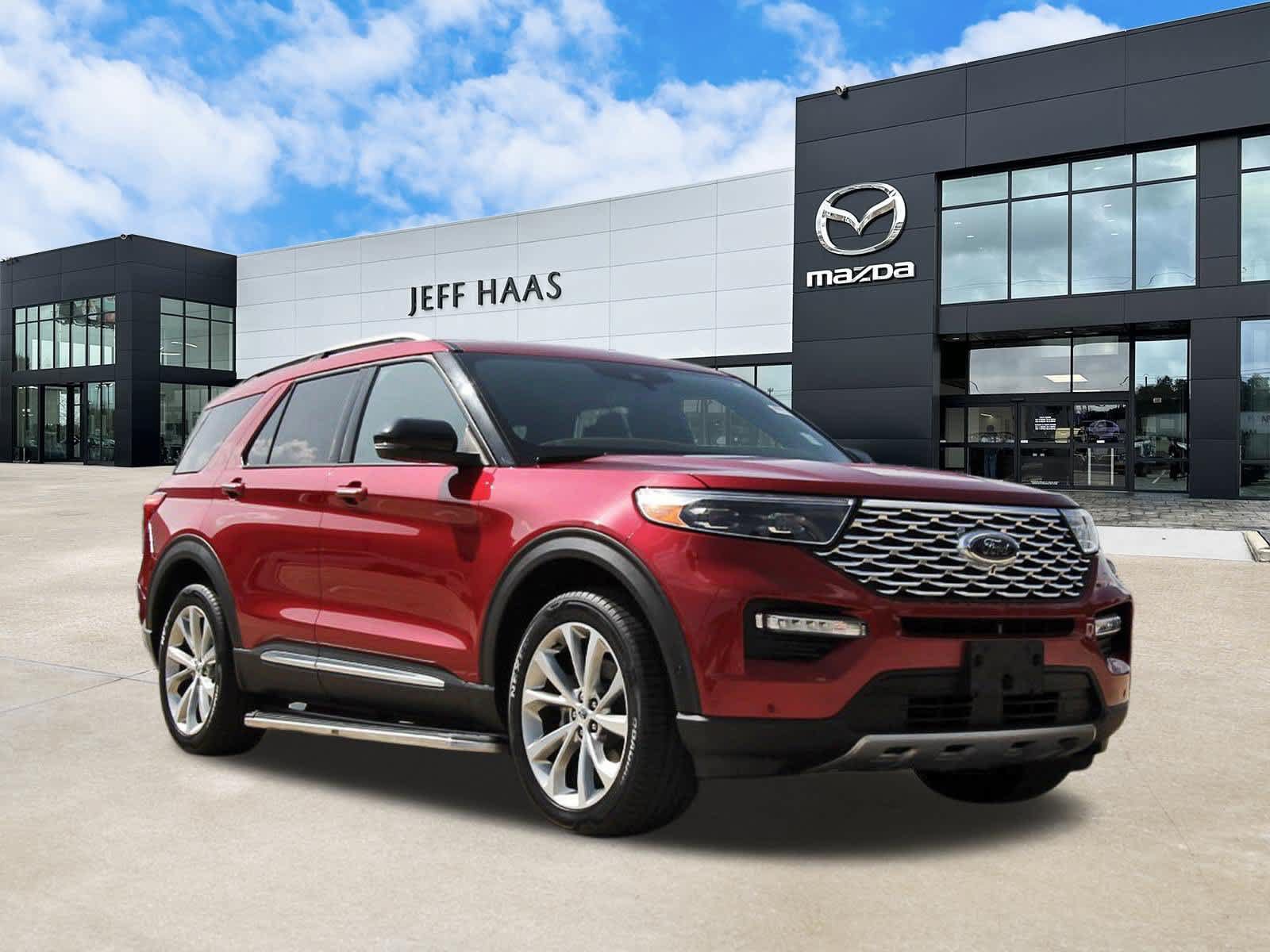 Used 2021 Ford Explorer Platinum w/ Equipment Group 601A AWD/4WD image 4