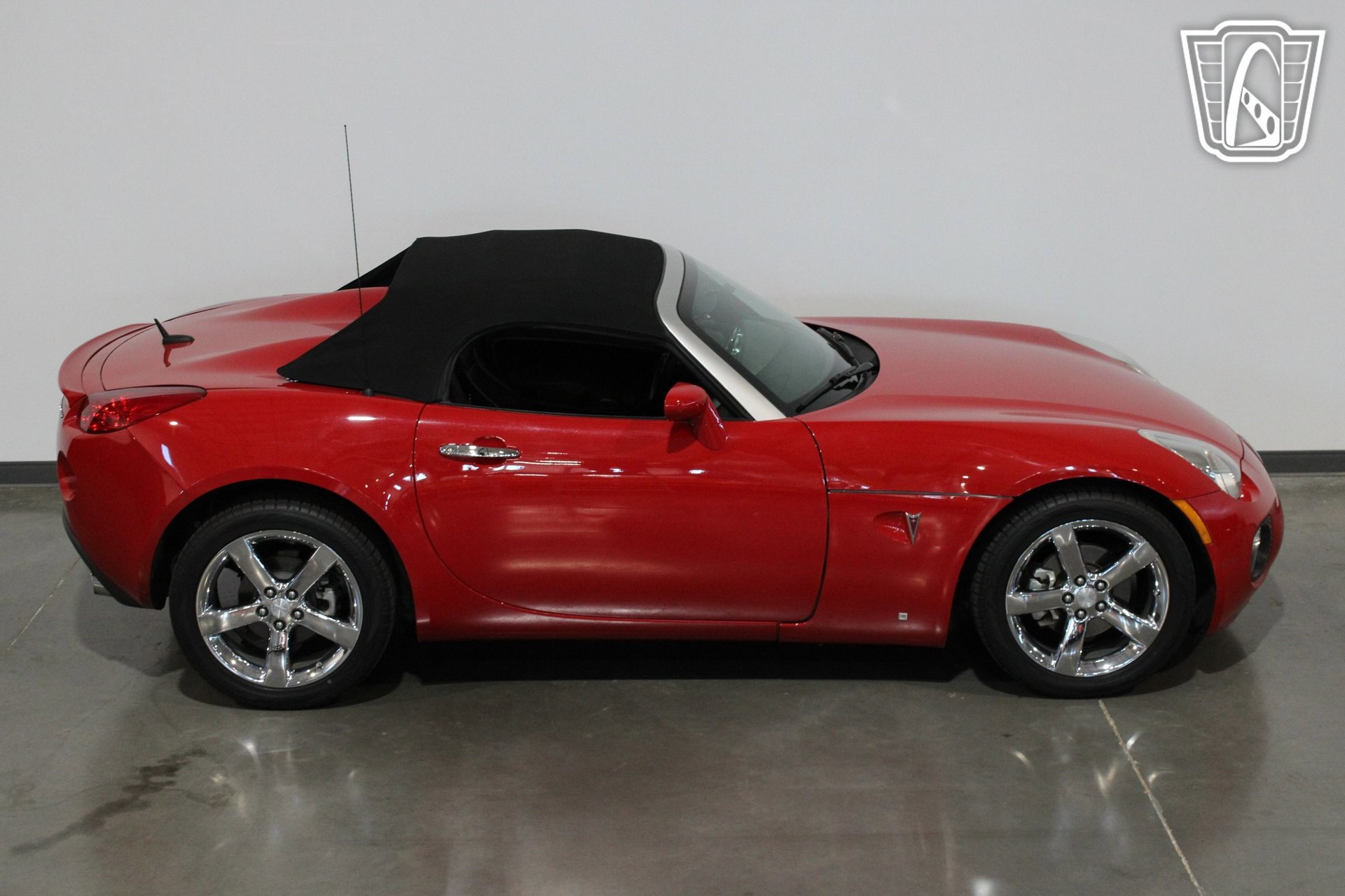 Used 2008 Pontiac Solstice GXP w/ Premium Package image 8