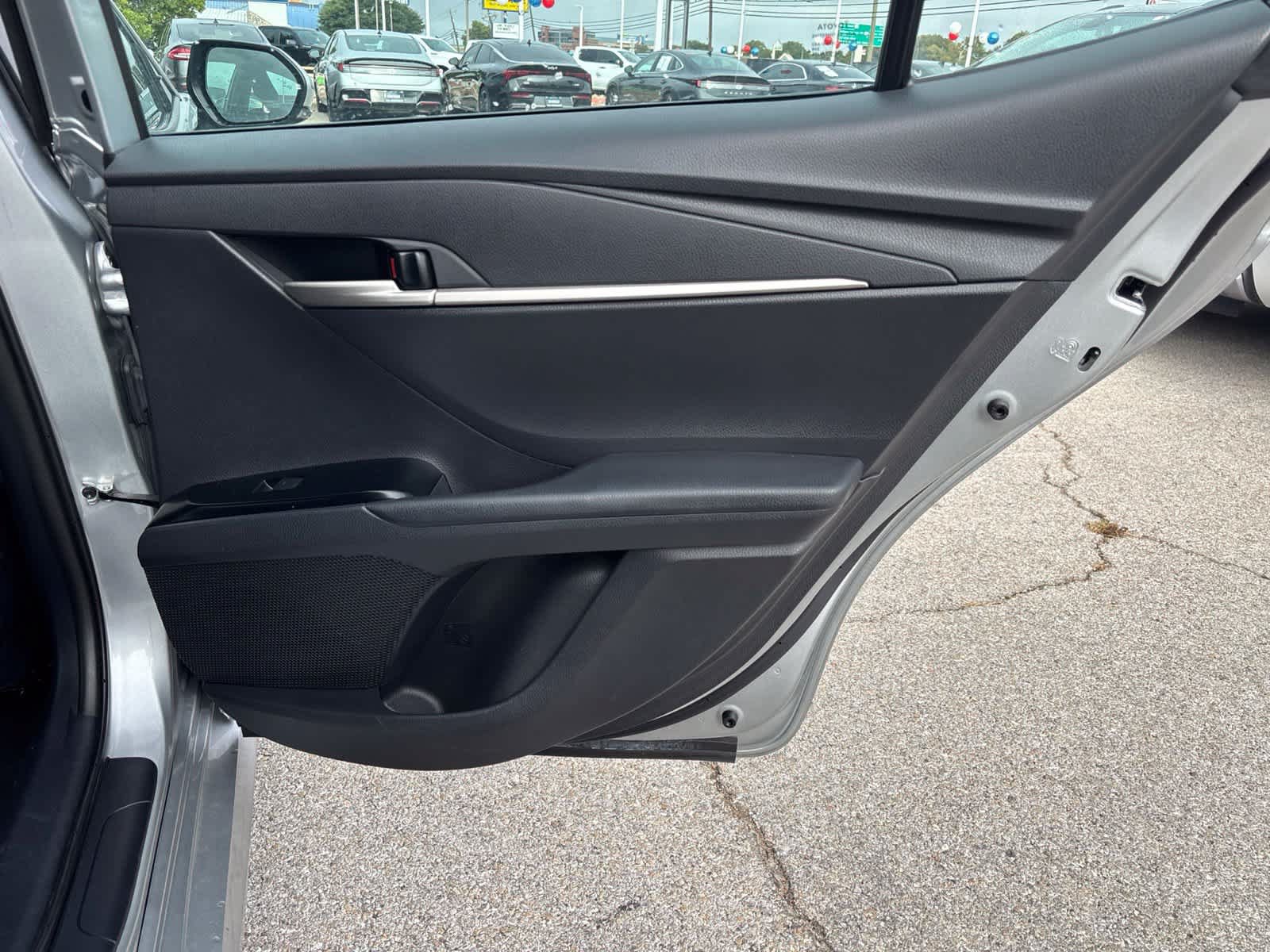 Used 2025 Toyota Camry LE FWD image 14