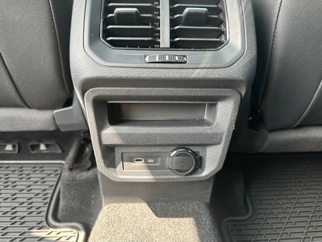 Used 2023 Volkswagen Tiguan SE R-Line AWD/4WD image 31