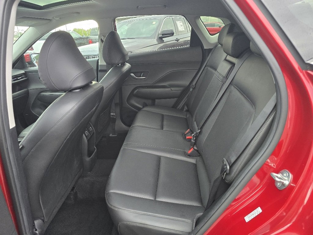 Used 2024 Hyundai Kona Limited image 12