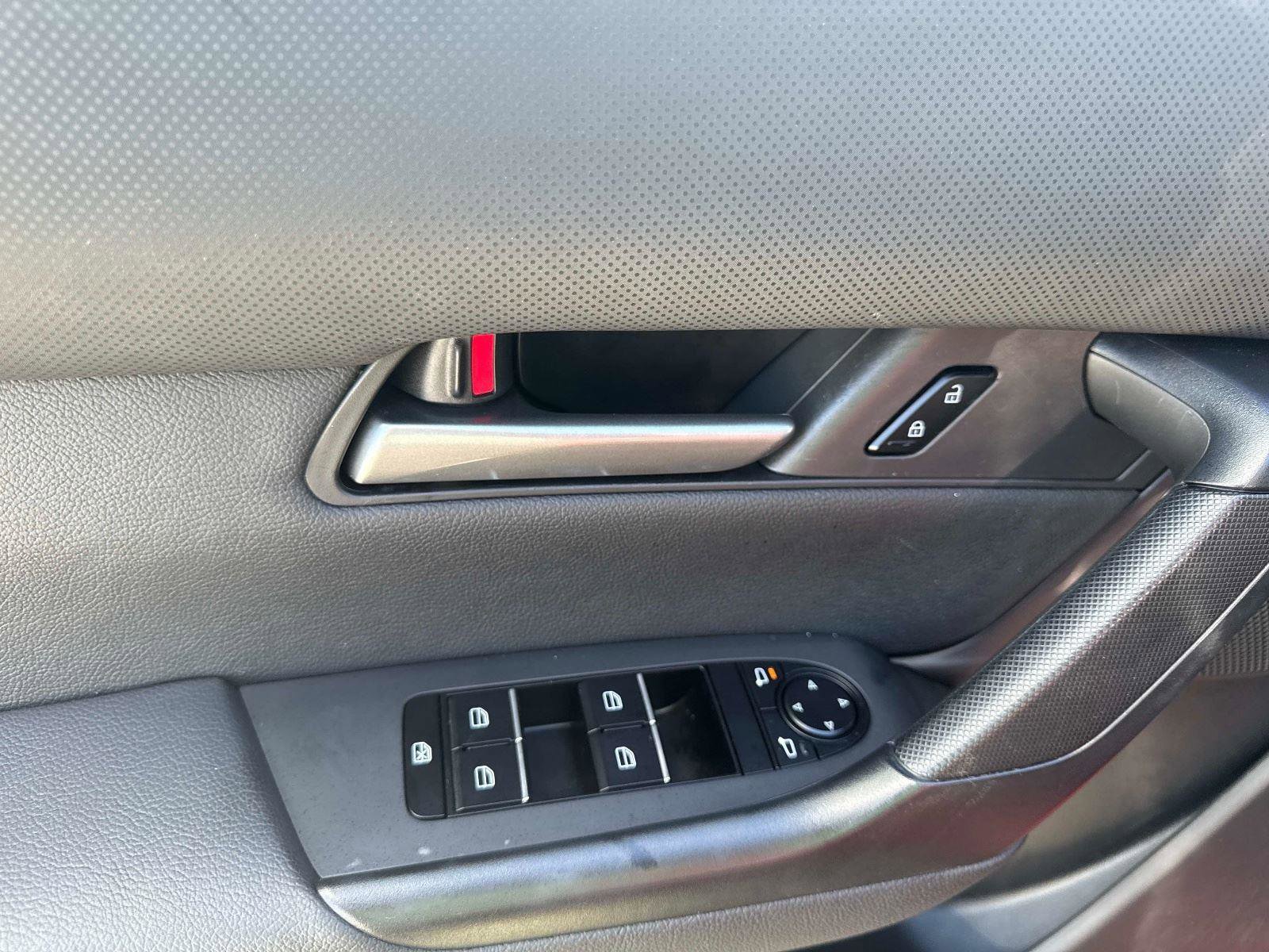 Certified 2025 MAZDA CX-50 AWD 2.5 S w/ Preferred Package image 24